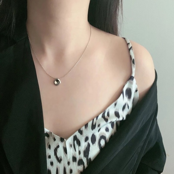 Trendy Unique Concave Sterling Silver Necklace - Picture 4 of 4